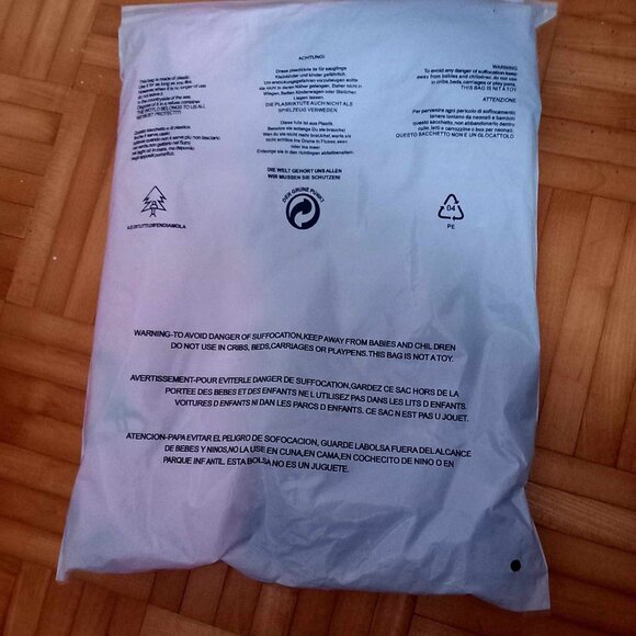 Gothic Skeleton Dance 4 XL Sweater Pink And Black New In Bag - Picture 4 of 4